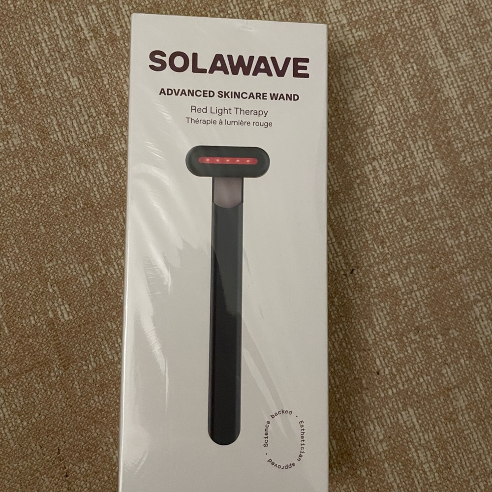 NWT Solawave advanced skincare wand Green unopened box